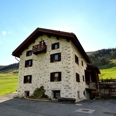 Mountain Chalet Milly Livigno Eksteriør bilde