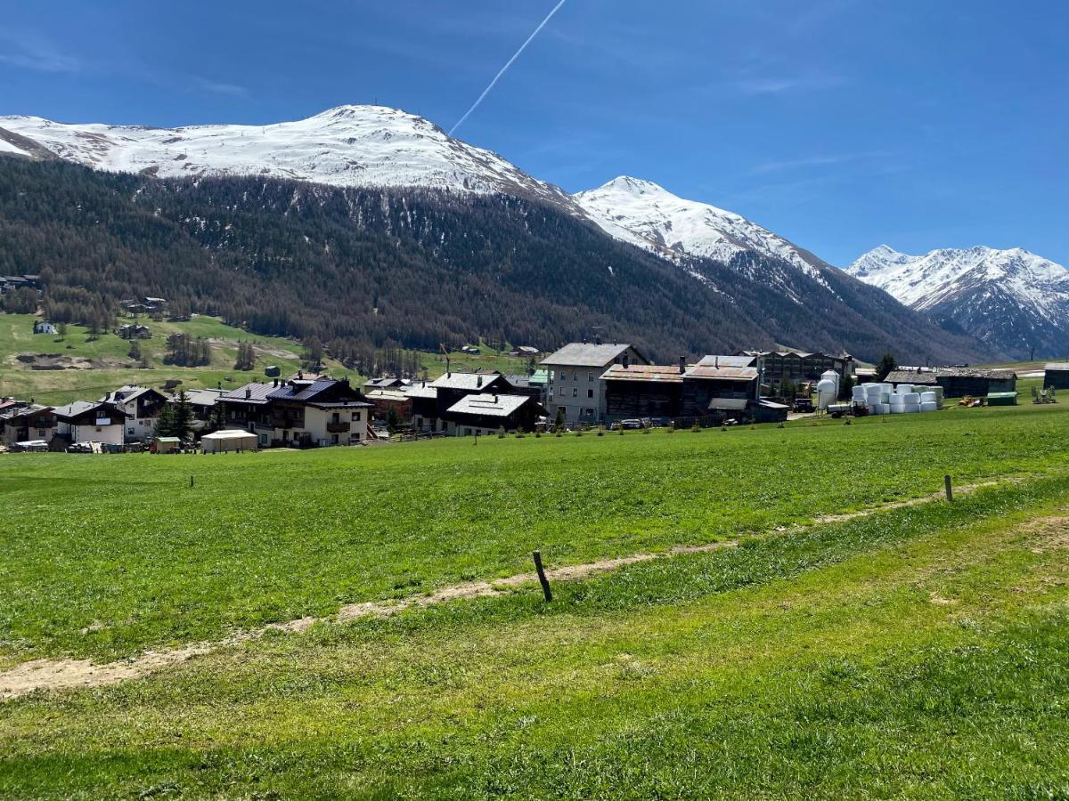 Mountain Chalet Milly Livigno Eksteriør bilde