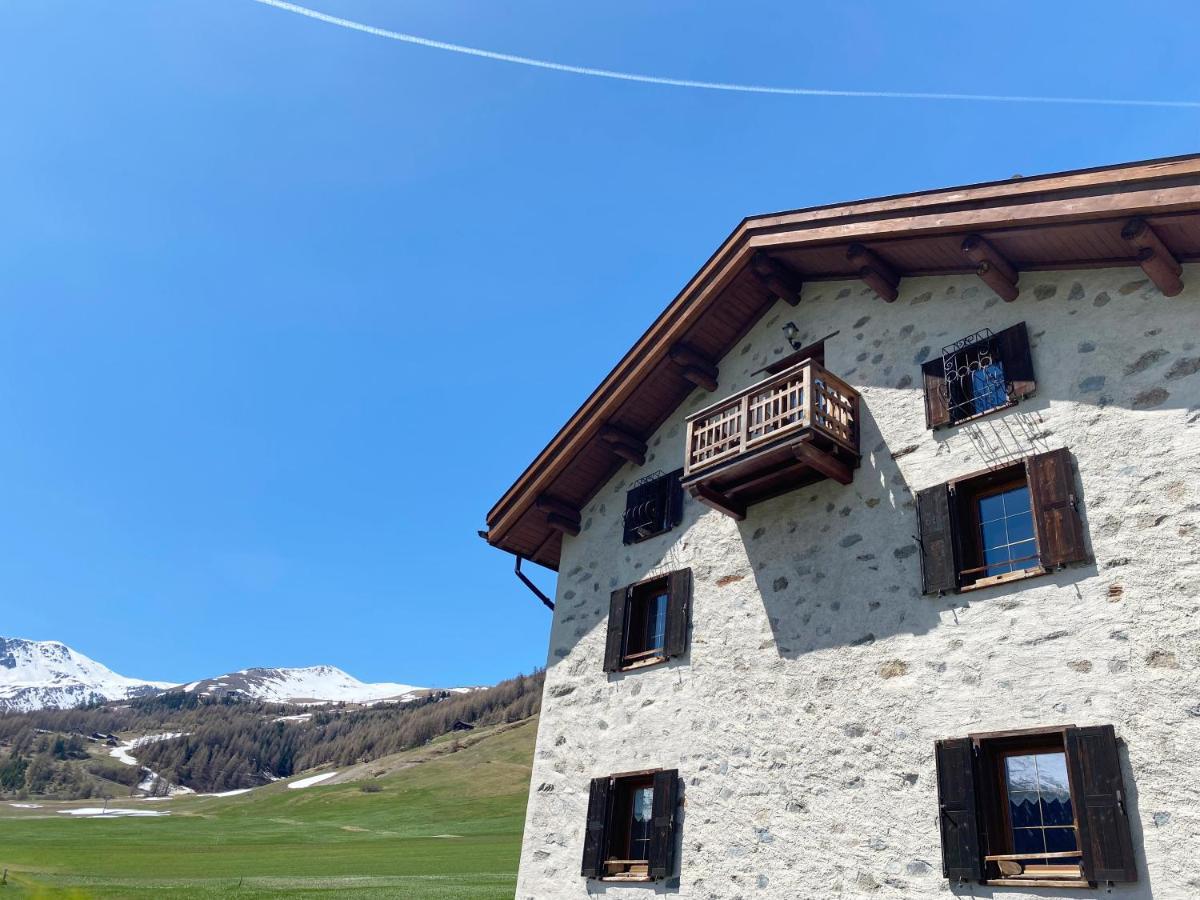 Mountain Chalet Milly Livigno Eksteriør bilde