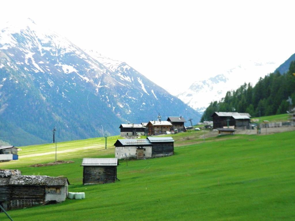Mountain Chalet Milly Livigno Rom bilde