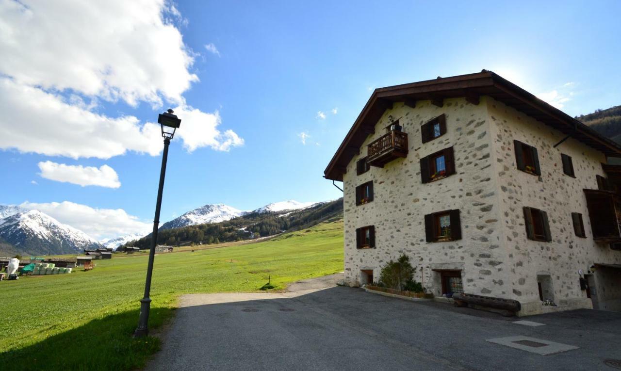 Mountain Chalet Milly Livigno Eksteriør bilde